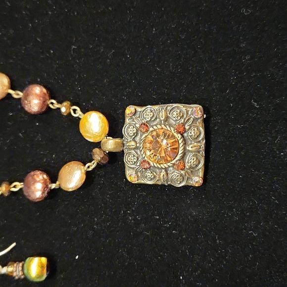 Sade Design Bronze Metallic Necklace & Earrings - Picture 2 of 6